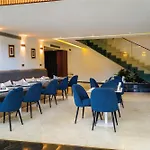 Az Hotel Des Arts