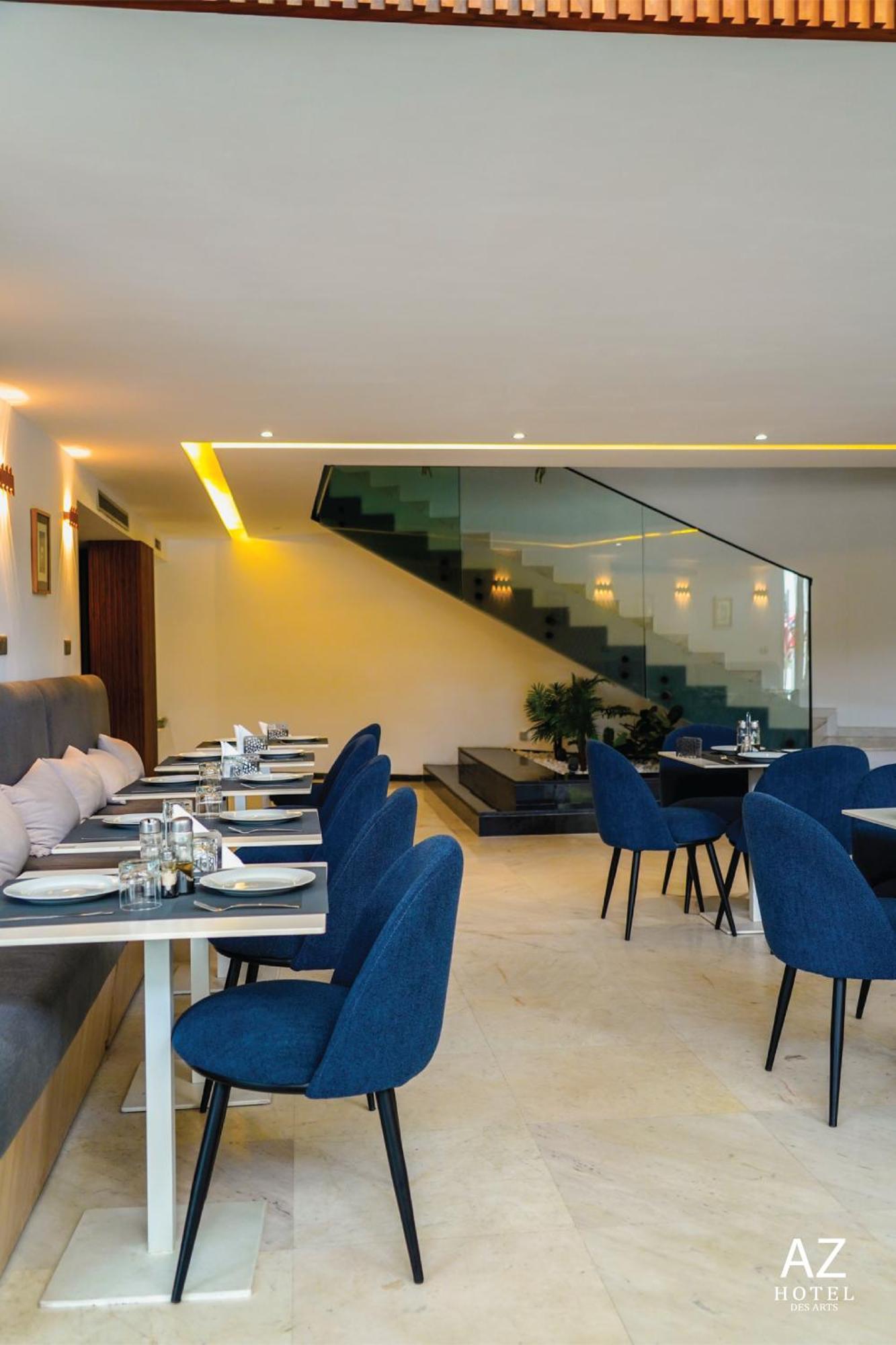Az Des Arts Hotel