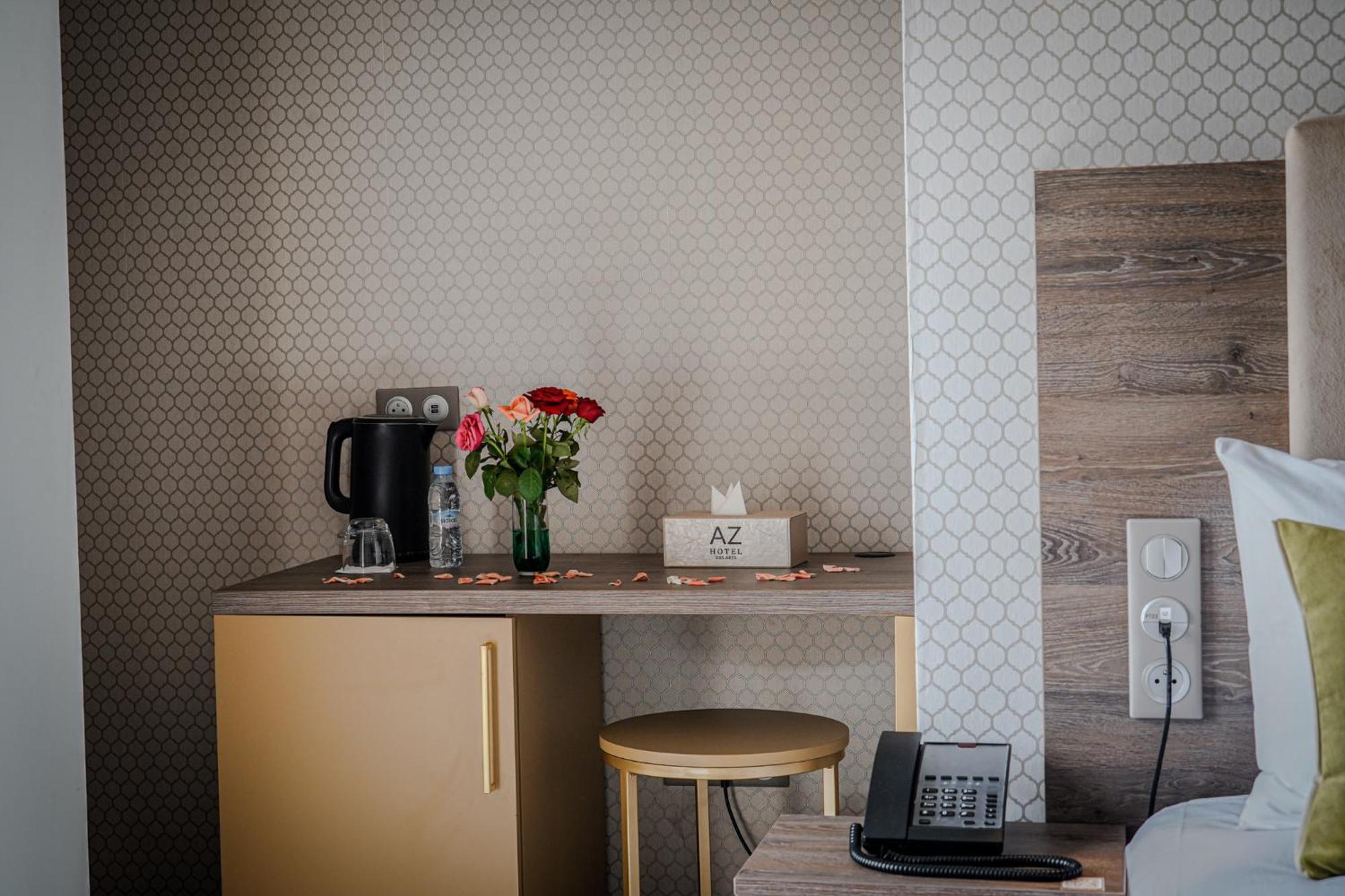 Hotel Az Des Arts 3*